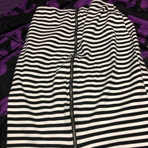 Abercrombie skirt with zipper
